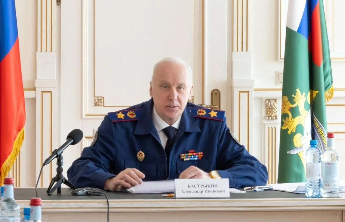 Председатель СК России Александр Бастрыкин поручил провести проверку книг Григория Остера, в том числе «Вредных советов», сочтя их содержание сомнительным с педагогической точки зрения.