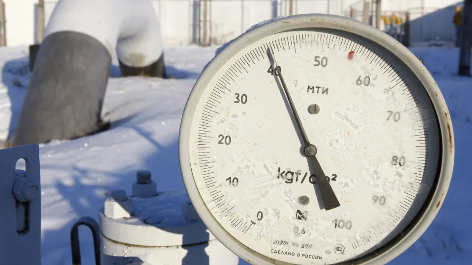 В макропрогнозе Минэкономразвития до 2029 года учтено снижение цен на газ по трубопроводу «Сила Сибири» для Китая и пересмотрены прогнозы экспорта, включая отложенный запуск «Силы Сибири-2».
