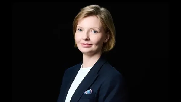 Владельцы доменов в зонах .ru, .рф и .su обязаны будут пройти идентификацию через ЕСИА. Регистраторы советуют проверить реестр владельцев и подготовить корпоративные контакты.