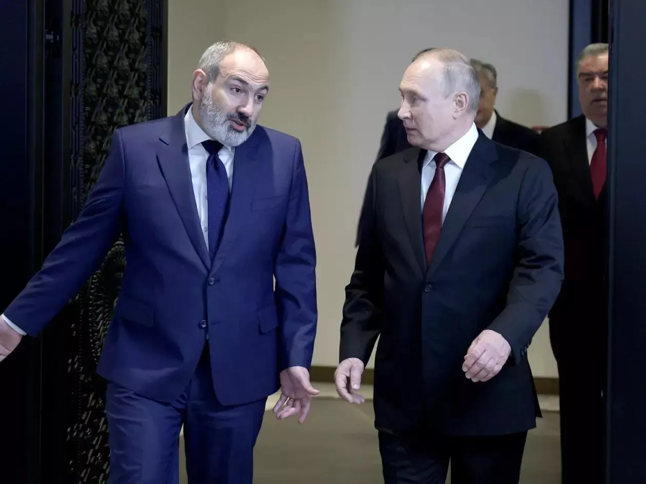 Премьер Армении заявил, что страна не вступит в санкционный режим Евросоюза, но одновременно не станет помогать обходить ограничения; европейские эксперты подтвердили отсутствие таких действий.