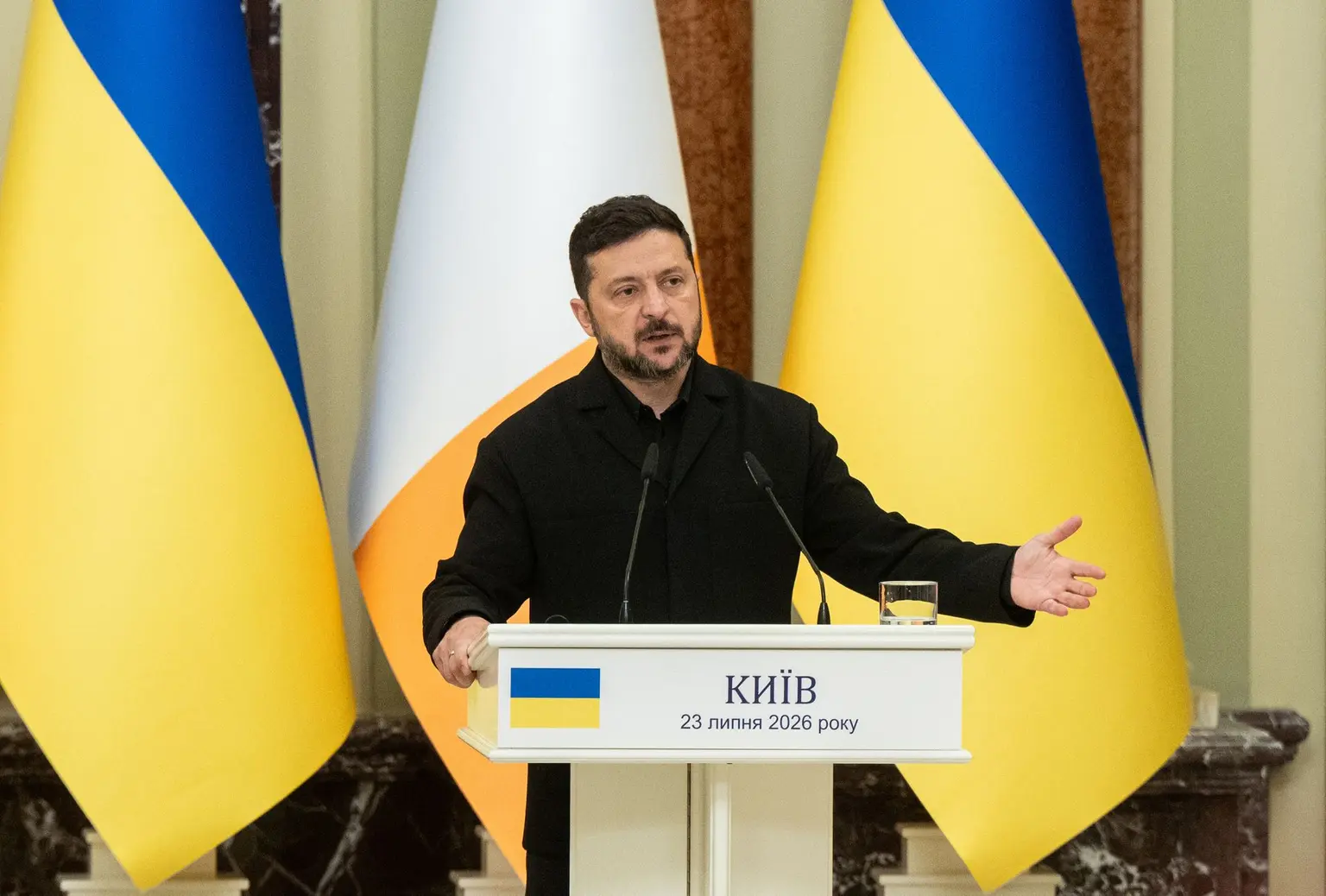 Украина заявила об&nbsp;ударах по&nbsp;объектам в&nbsp;нескольких регионах России