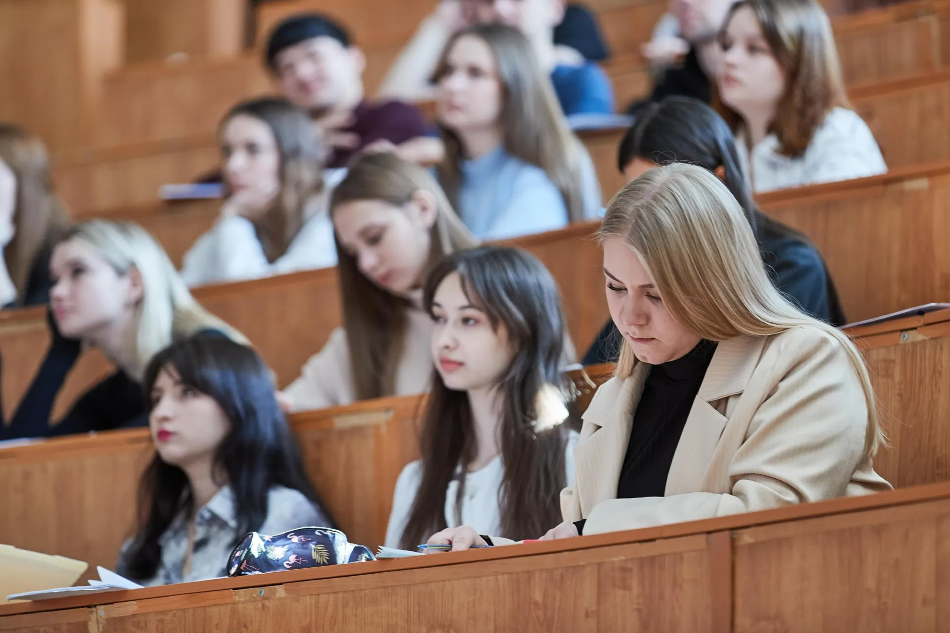 Студентов, обучающихся по целевым договорам, теперь могут отчислить в любой момент.