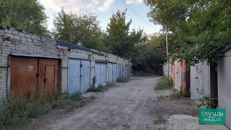 Госдума продлила действие «гаражной амнистии»: оформить земельные участки под гаражами и сами гаражи в упрощённом порядке можно до 1 сентября 2031 года. За время программы зарегистрировали 746 тыс. объектов; ожидают ещё около полумиллиона.