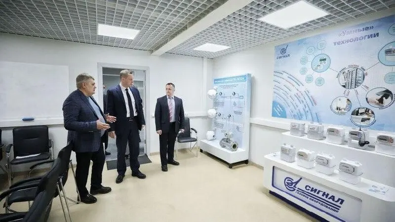 В постановлении Совета ЕС завод называют поставщиком компонентов для авиации и ракетной техники и отмечают его связь с поддержкой российских войск в зоне СВО.