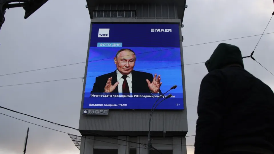Минэкономразвития зафиксировало рост ВВП на 0,3% за первое полугодие 2026 года. Темпы значительно замедлились, военный сектор теряет импульс, а гражданские отрасли демонстрируют признаки рецессии.