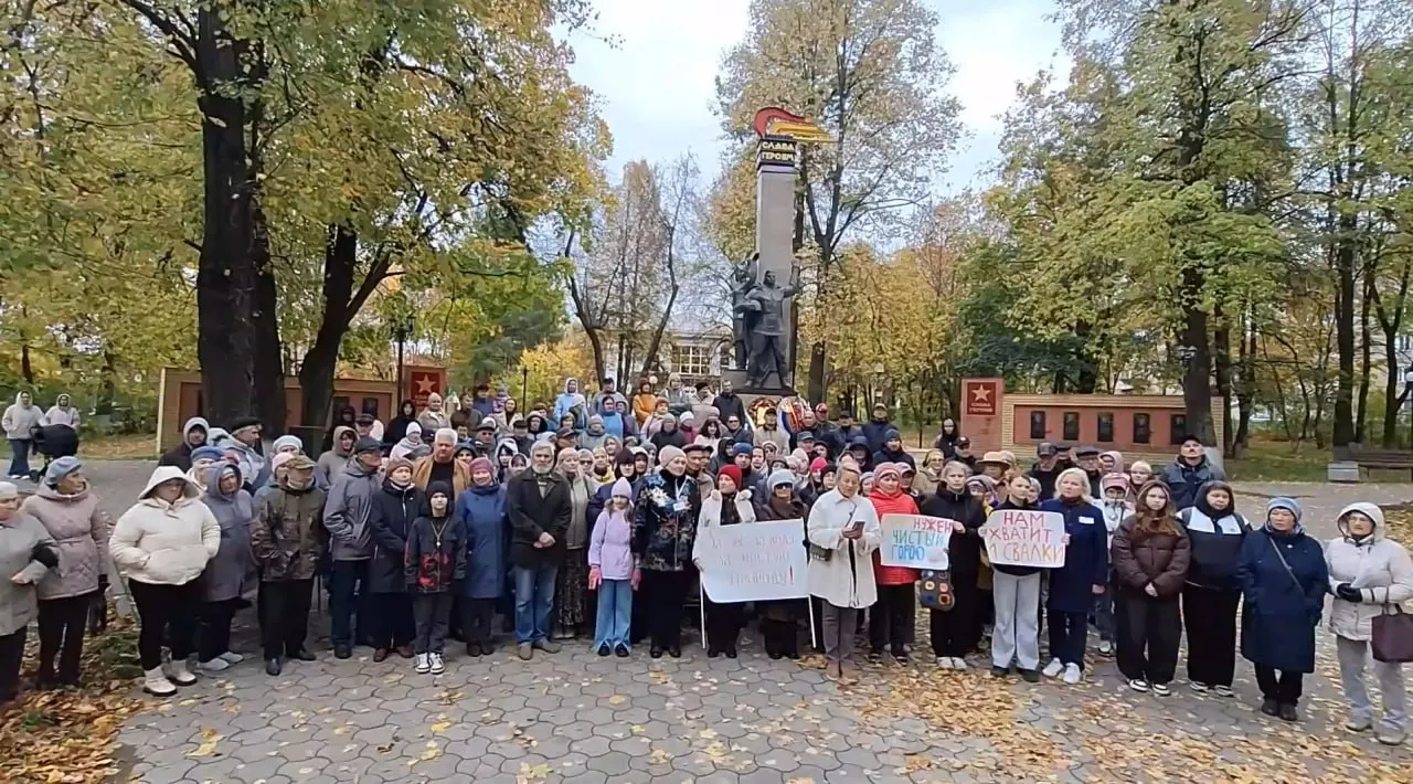 После митингов жителей Яранска власти рассматривают другое место под мусорный полигон; губернатор поддержал детальную проработку варианта размещения объекта.