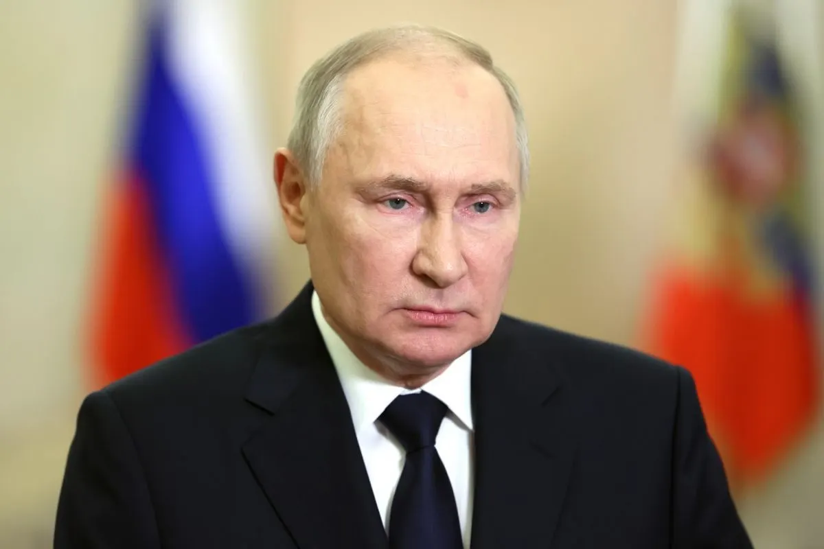 На международном форуме BRICS Путин заявил о более чем 30 000 санкций и подчеркнул, что Россия продолжает рост экономики, превосходя мировой уровень.