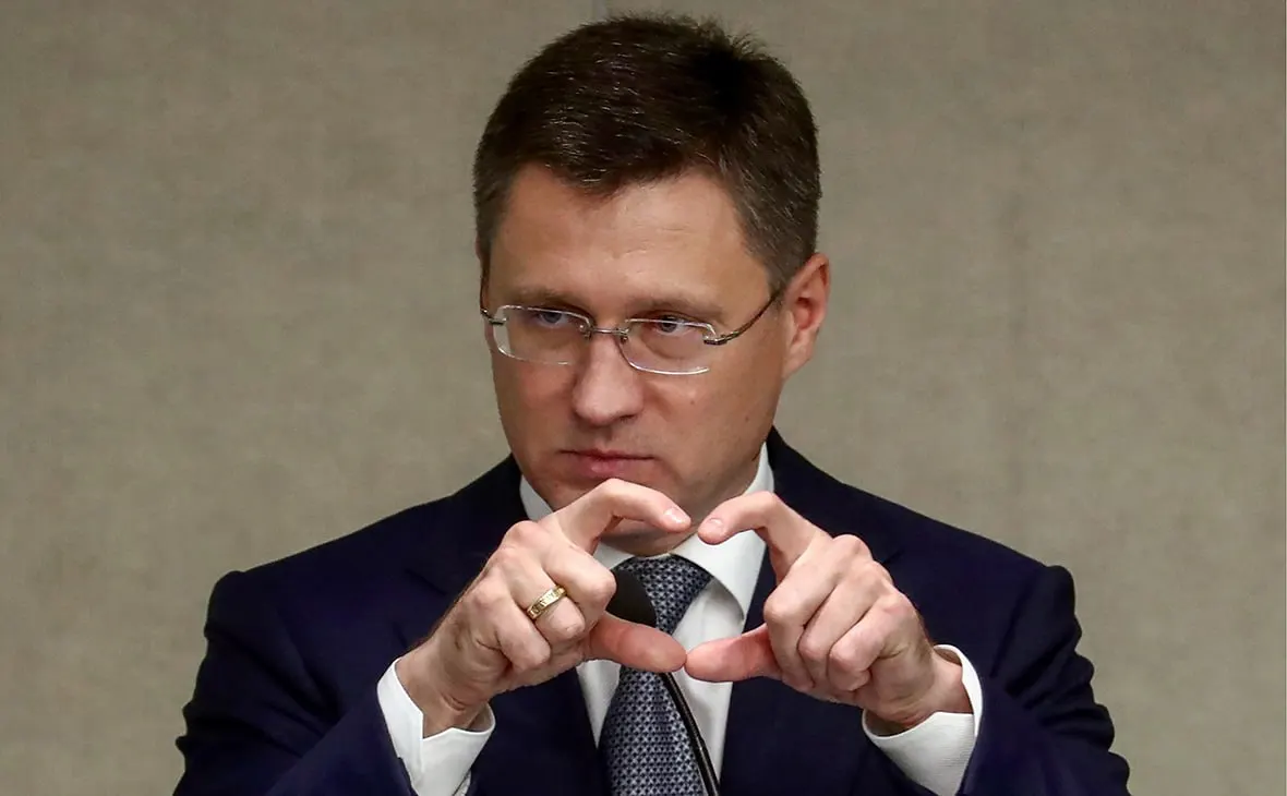 Вице-премьер сообщил о возобновлении атак на нефтеперерабатывающие заводы и о планах продлить запрет на экспорт дизельного топлива до конца января.