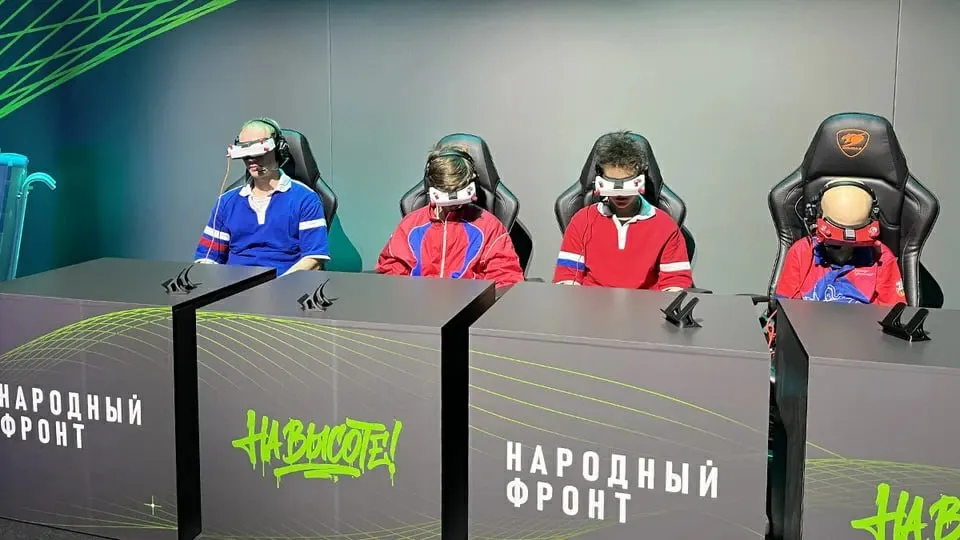 Старт пилотного внедрения нового норматива ГТО по управлению беспилотниками в нескольких регионах; школьники будут обучаться пилотированию, программированию и сборке дронов.