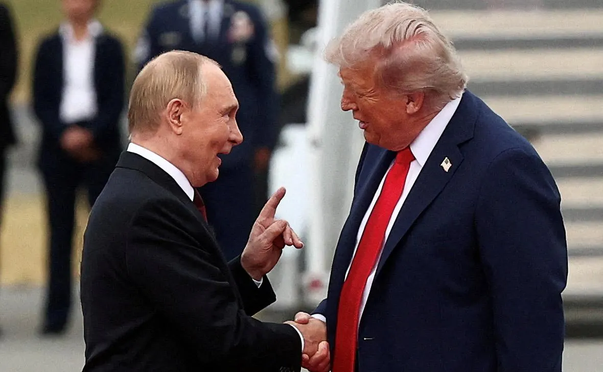 США усиливают экономическое давление на Россию и Иран, но часть пошлин временно приостановлена.