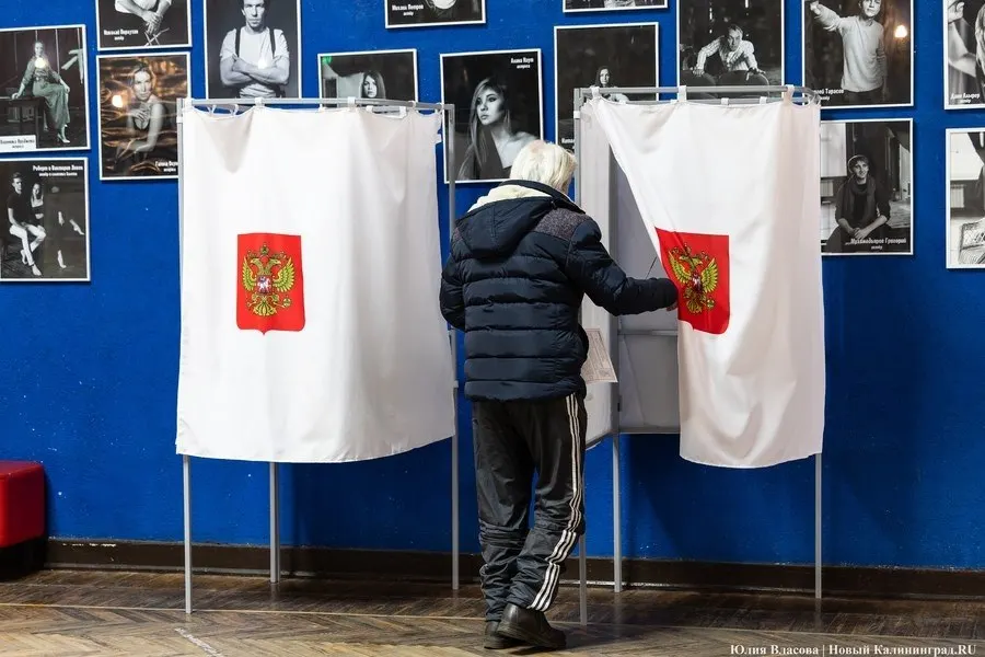 Обсуждается возможность разделения сроков выборов Госдумы и региональных кампаний; вариант может вступить в силу к 2031 году, чтобы снизить нагрузку на избиркомы и отделить федеральную повестку от местной.